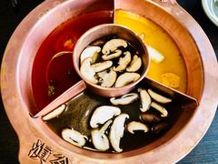 -滇釜火锅·能喝汤的火锅(车公庄店)