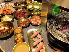-草家酱蟹炭火烤肉店(珲春南路二店)