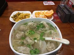 -南城香·饭香串香馄饨香(红军营店)