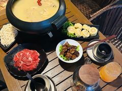 -汤宴·参须肚包鸡(南京路店)