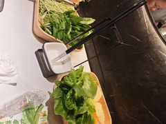 -左庭右院鲜牛肉火锅(金山万达店)