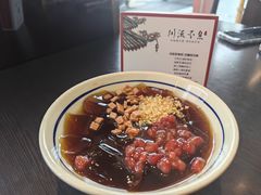 -川流不息·地道川菜·小龙虾(松东路店)