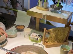 -洪氏嗨捞·猪肚鸡火锅(阳光天地店)