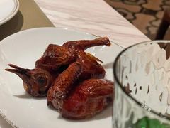 脆皮妙龄鸽-新荣记(新源南路店)