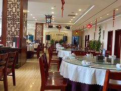 大堂-源东食府(鹿海园小区店)