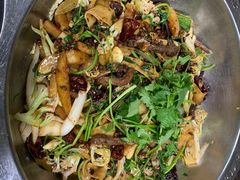 -龙顺园麻辣香锅(机场店)