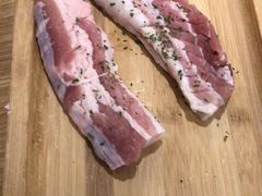 -江南猪肉商会无限续吃(弘大店)
