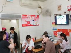 大堂-家阳赵师傅油饼包烧麦(粮道街店)