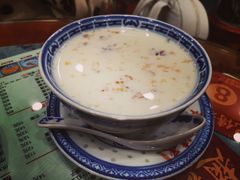 桃胶牛奶-赵记传承特色牛奶甜品(泉城广场店)