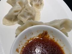 酸菜土猪肉水饺-上关雪東北菜(中房金谊店)
