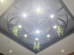 -小河公主秘制烤羊腿(小绿谷店)
