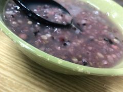 -香山胡记吴江路生煎(灵山路店)