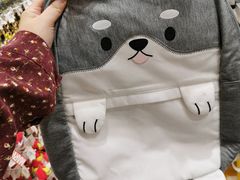 -名创优品(机场路百信广场店)
