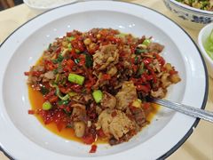 碎红椒炒肉-笨罗卜浏阳菜馆(太平街店)