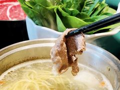 -鼎泰亨·海鲜牛肉餐厅(滨江店)