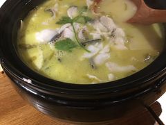 -九锅一堂酸菜鱼(新南凯德直营店)
