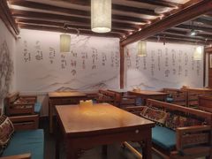 -菌自由丨野生菌火锅特色庭院餐厅(丽江古城店)