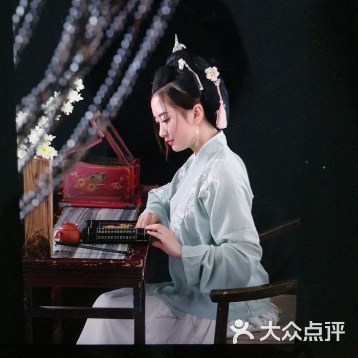 虞美人古装写真馆