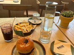 -龙治汉堡(中华城店)
