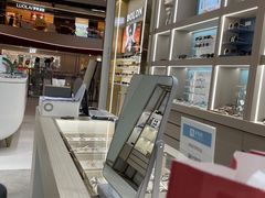 -无界眼镜MaxLess(南翔印象城店)