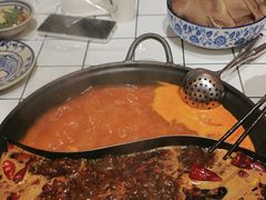 -旧街市鲜货老火锅(大光路店)