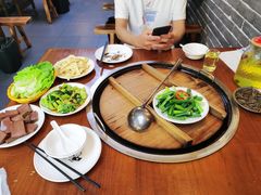 -曹丞相·地锅鸡·地锅鱼(武林店)