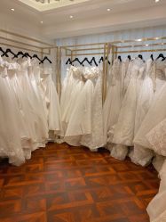 -拉瑞娜LaReine婚纱礼服高级定制
