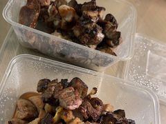 -烤肉小伙烤肉店
