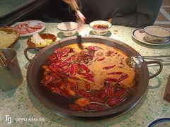-鸿姐老火锅(疁城新天地店)