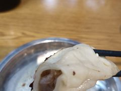 -黄阿姨锅贴大王(万航渡路店)