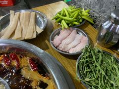 -渝味黄姐火锅(黄泥村店)