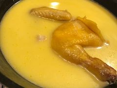 -鲜入围煮花胶鸡海鲜火锅