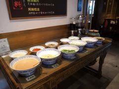 自助调料区-纸盐河码头火锅(十八梯店)