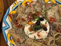 黑松露牛肝菌奶油空心面-IL TEATRO 精品意大利餐厅