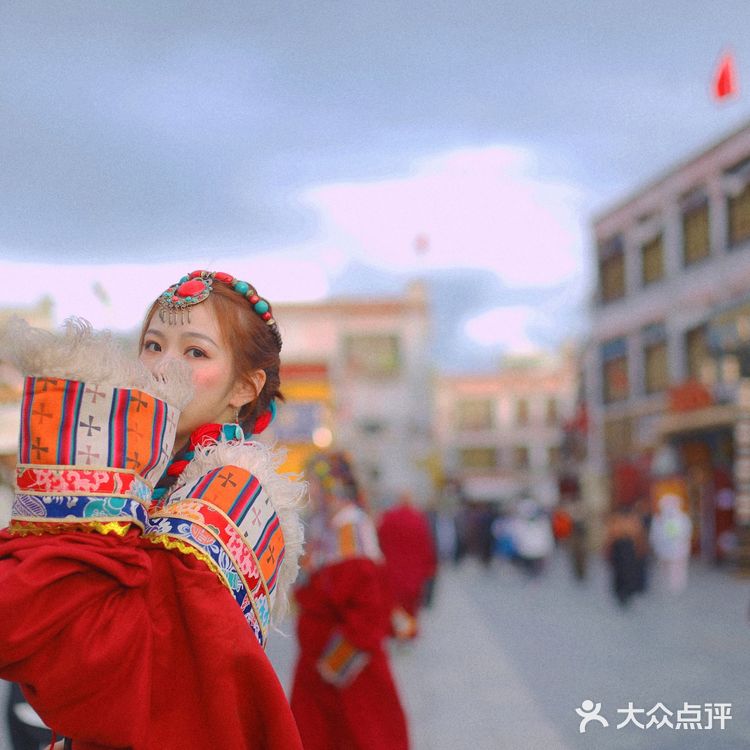 西藏-拉萨-来看八廓街藏服拍照如何！