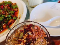 -重庆石磨豆花庄(乔庄店)