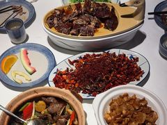 -八府香鸭·啫啫煲(华山路店)