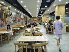 大堂-江城燕子大排档(江汉路步行街店)