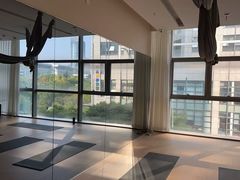 -乐刻瑜伽·普拉提·小瑜荚YogaPod(滨江银泰店)