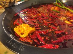 -黄潇洒老火锅(九眼桥宏济巷店)