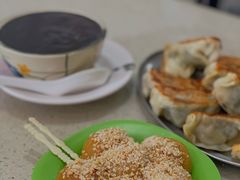 传统糖不甩-芬芳甜品(同福路店)