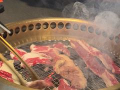 -铭牛烧肉·和牛海鲜自助(高新月牙湖店)