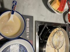 -尚尚仙·酸汤猪手·猪肚鸡火锅(华联万柳购物中心店)