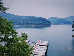 -华凌山庄·隐湖栖