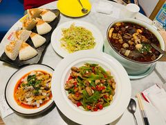 -渝信川菜 · 川味家常菜(财富购物中心店)