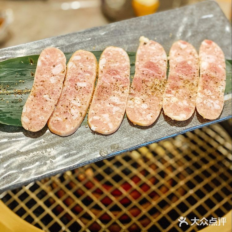 超人气烤肉店~樱花树下的美味