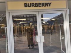 -巴宝莉工厂店/折扣店(工厂店)