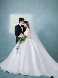 -雅云婚纱摄影工作室旗舰店