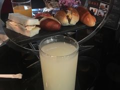 -上海锦江汤臣洲际大酒店柒酒廊