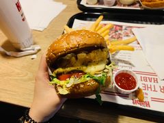 -The Habit Burger Grill 哈比特汉堡(复兴soho店)
